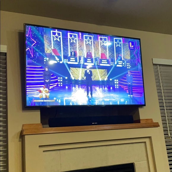 Meet your Posher, Luis - Picture 1 of 1